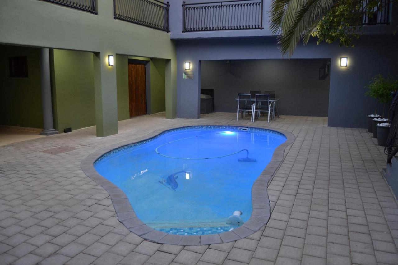 African Sands Guesthouse Load Shedding Free Блумфонтейн Экстерьер фото