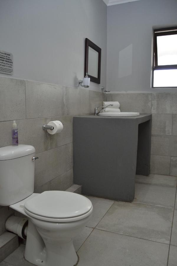 African Sands Guesthouse Load Shedding Free Блумфонтейн Экстерьер фото